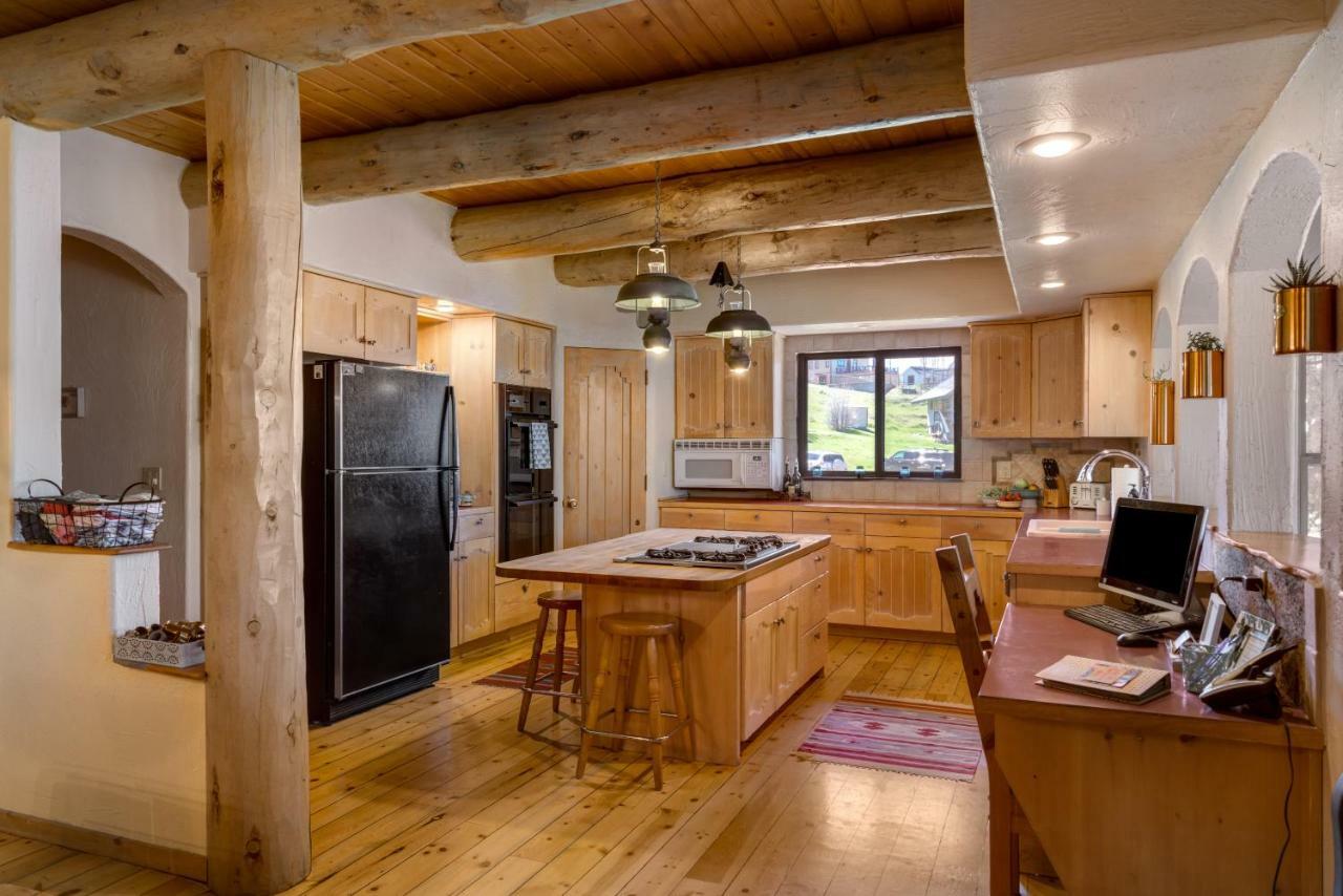 Mariposa Lodge Bed And Breakfast Steamboat Springs Bagian luar foto